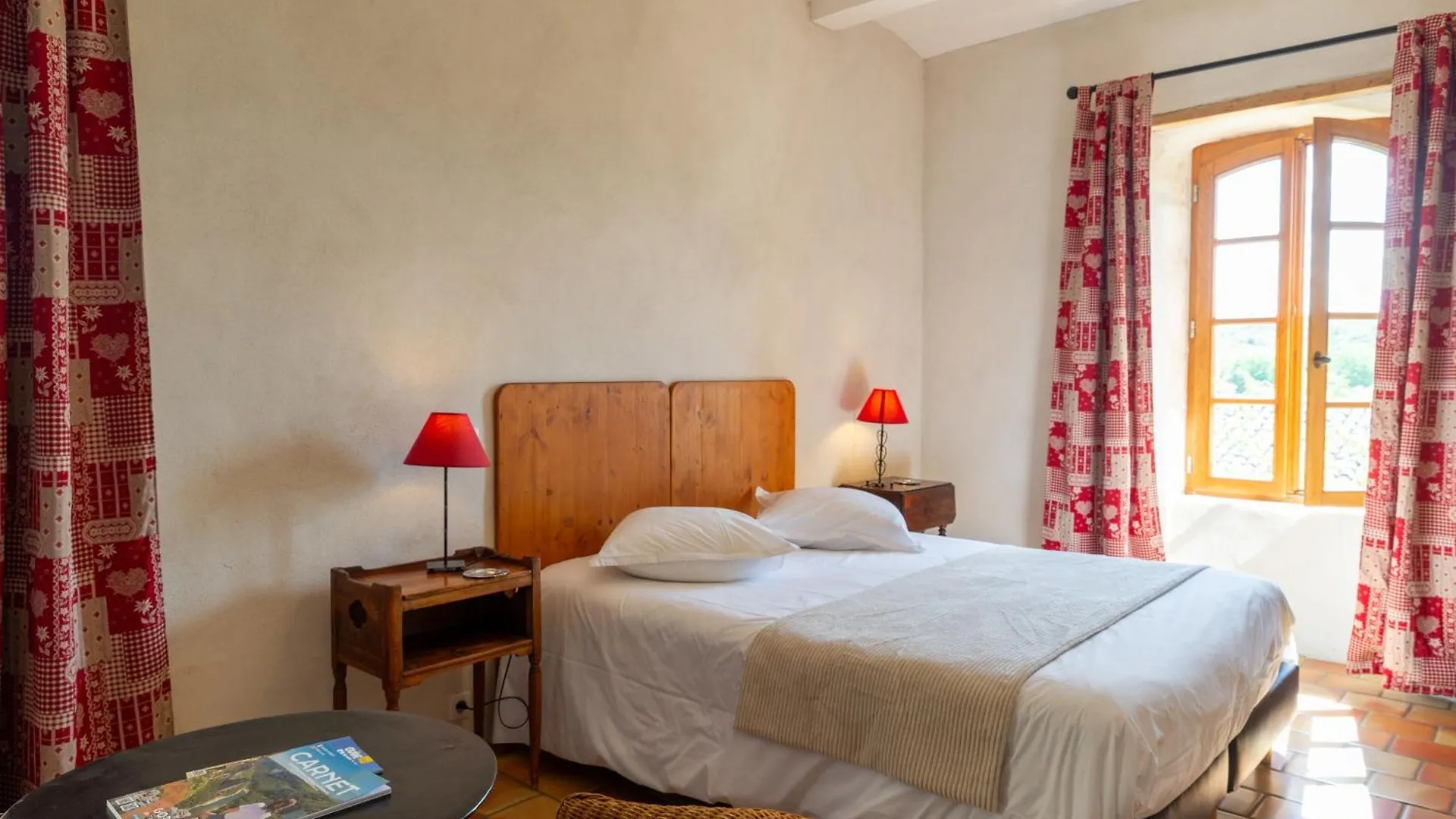 Guest house Maison D'Hotes Mas De La Chadenede Lagorce